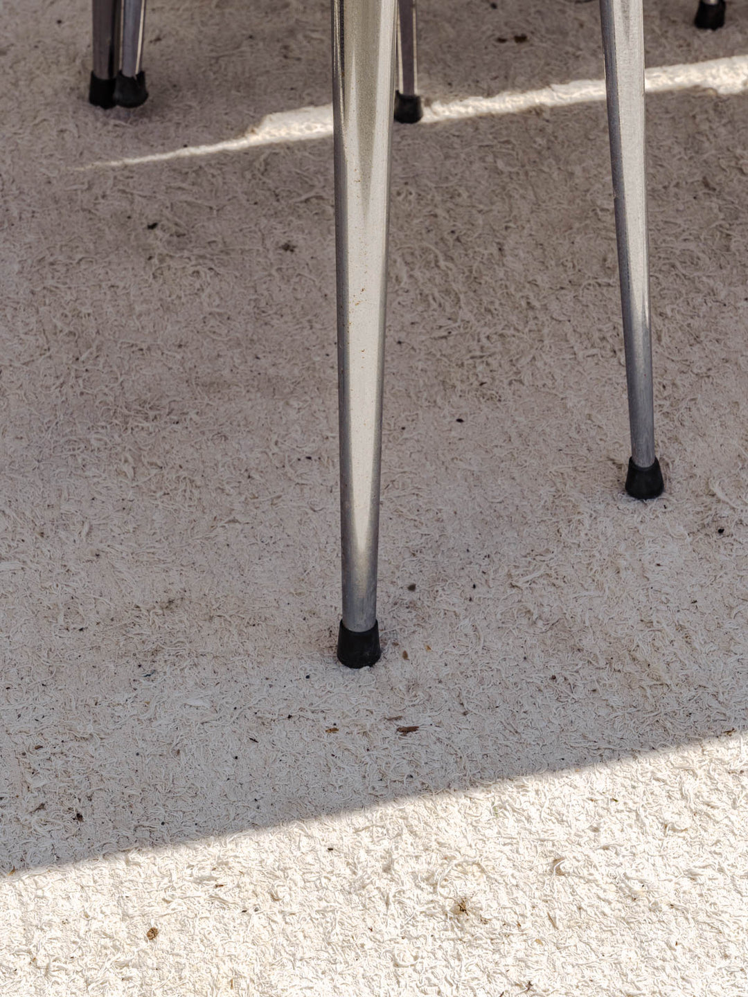 ange-ensemble-table-et-chaises-formica-22-9
