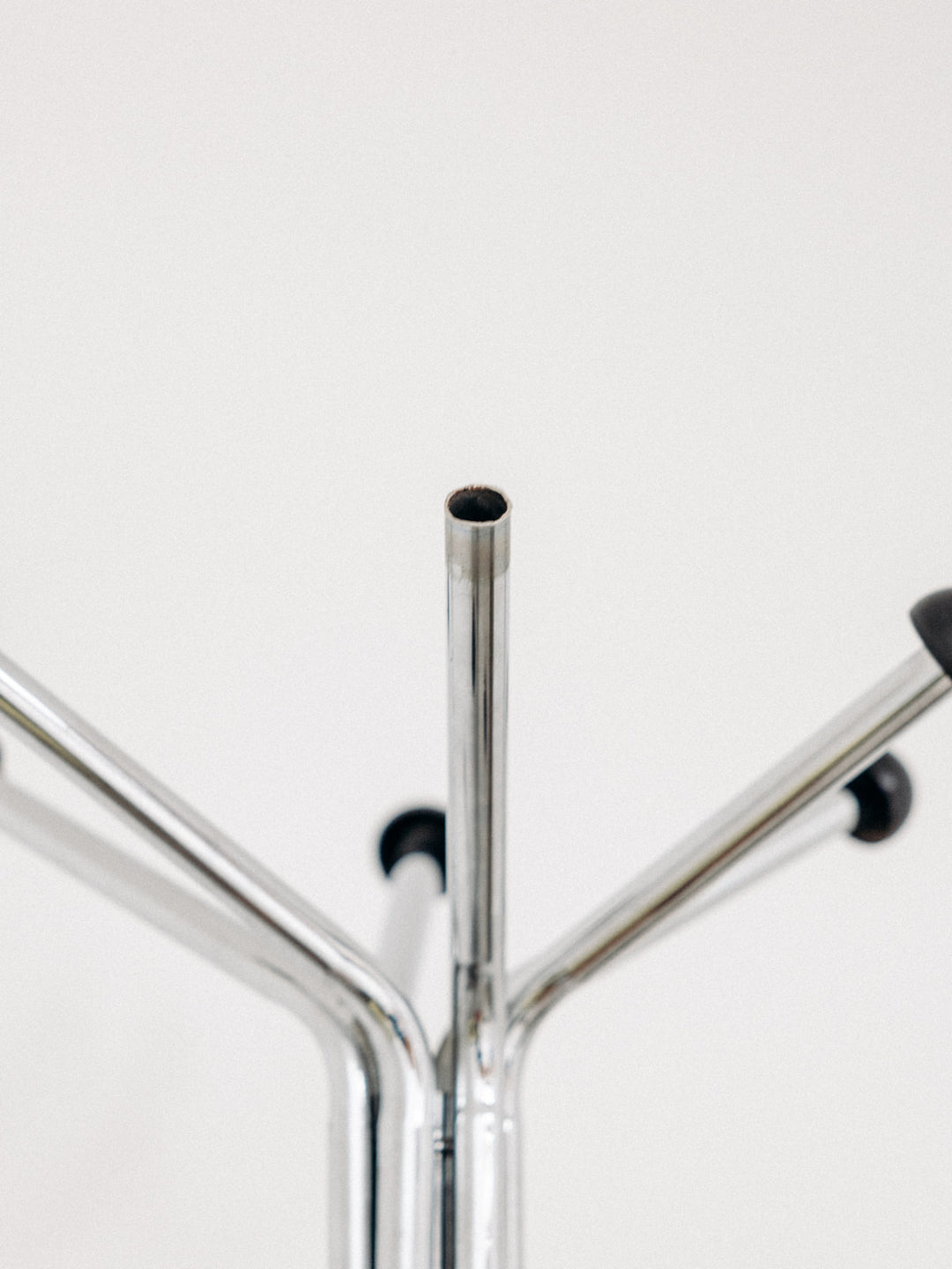 charlie-porte-manteaux-chrome-7-7