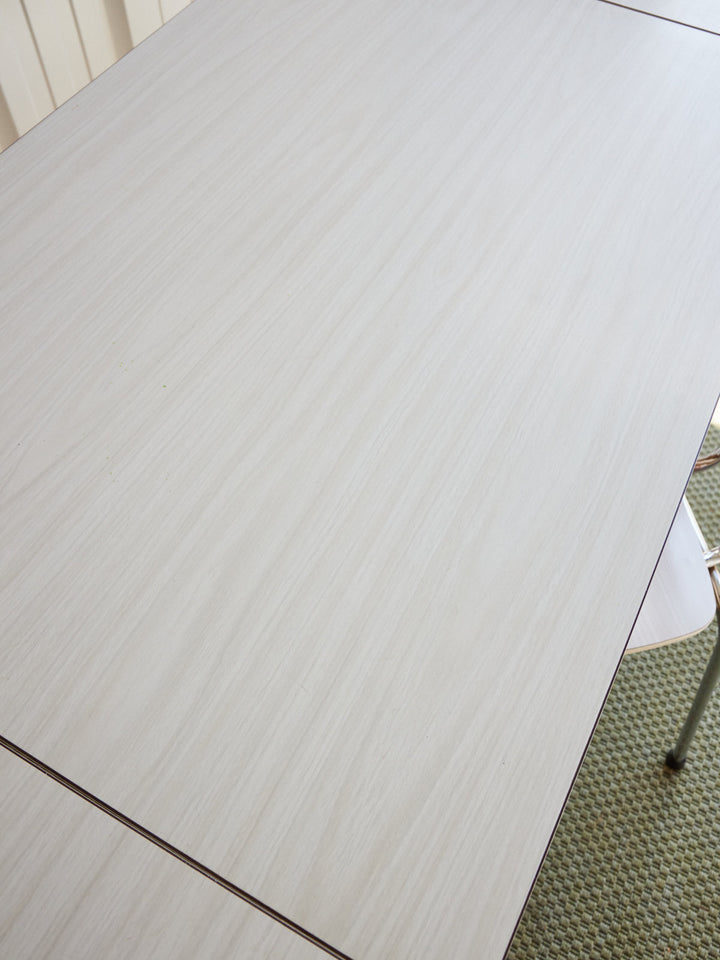 auguste-ensemble-table-chaises-formica-15-6
