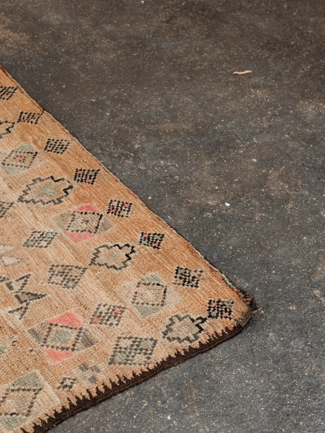 olivier-tapis-laine-vintage-berbere-24-7