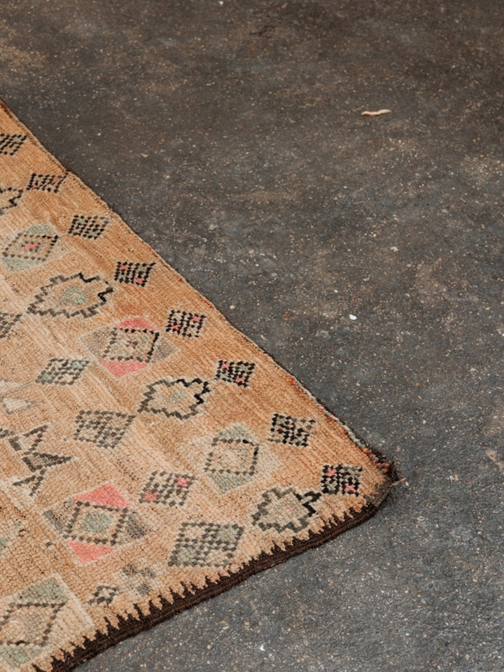 olivier-tapis-laine-vintage-berbere-24-7