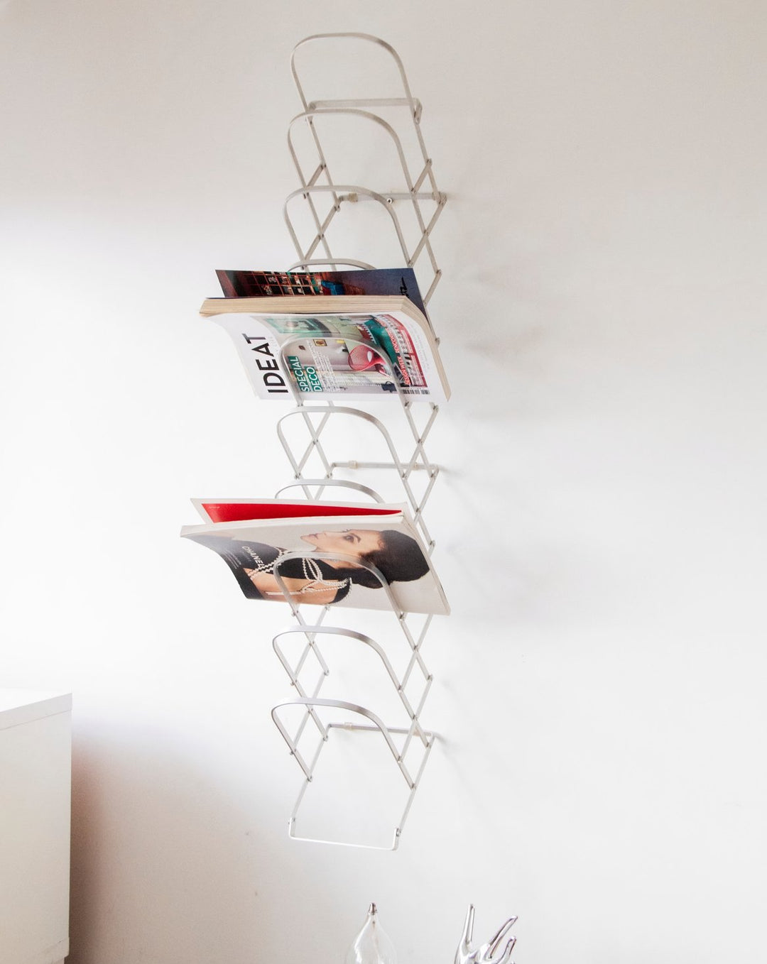 marius-porte-revue-metal-204-1