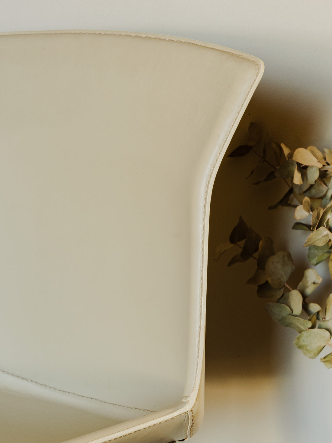 alma-chaise-cuir-862-4