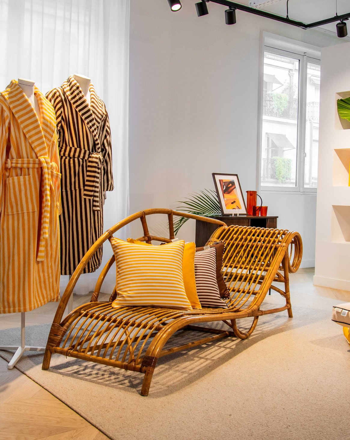 Seating: stools, chairs, benches, armchairs, sofas…