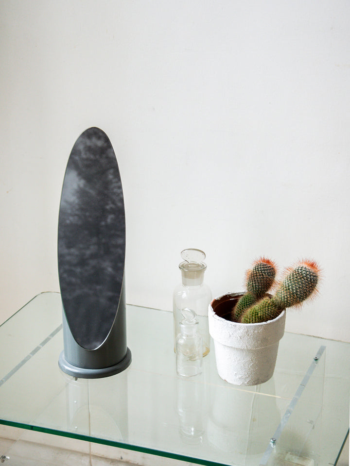 igor-miroir-lipstick-poser-verre-180-2