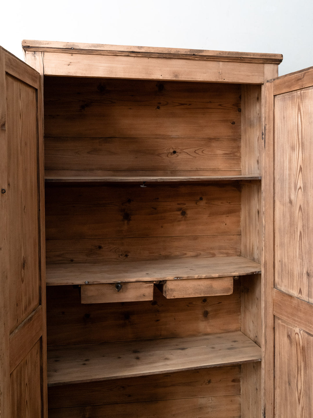 blandine-armoire-bois-542-6