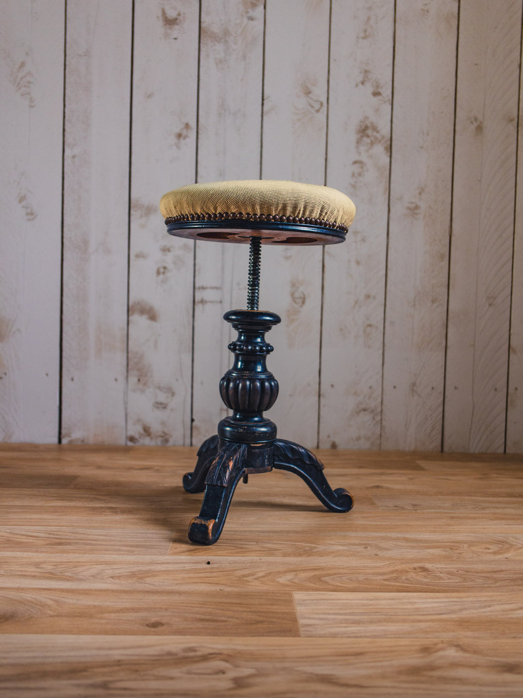 regis-tabouret-bois-792-2