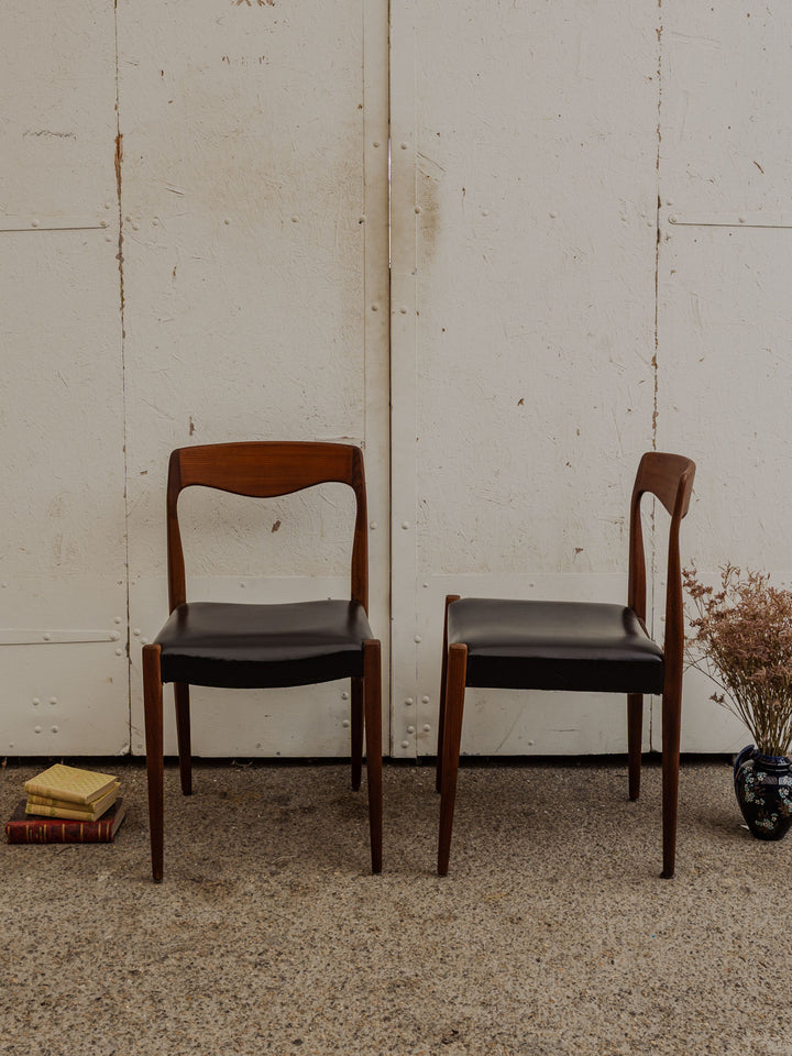 alma-paire-chaises-scandinaves-1603-3