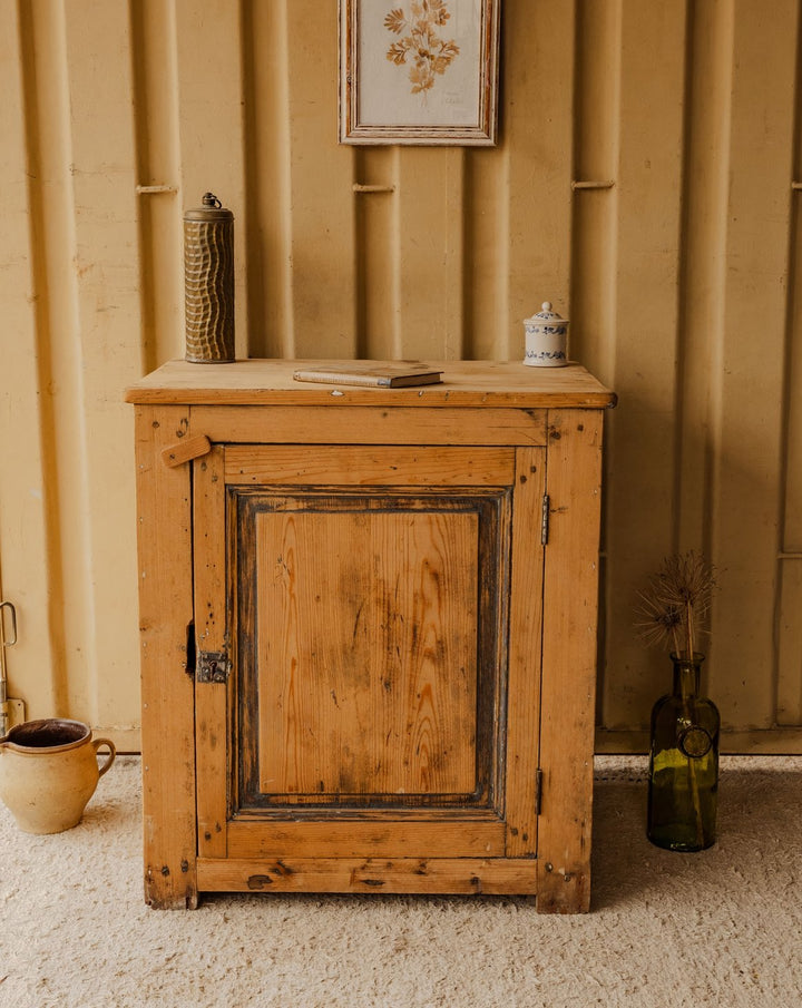 gilbert-buffet-bois-1887-1