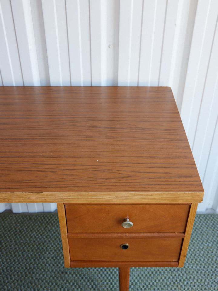 yvan-bureau-bois-572-12