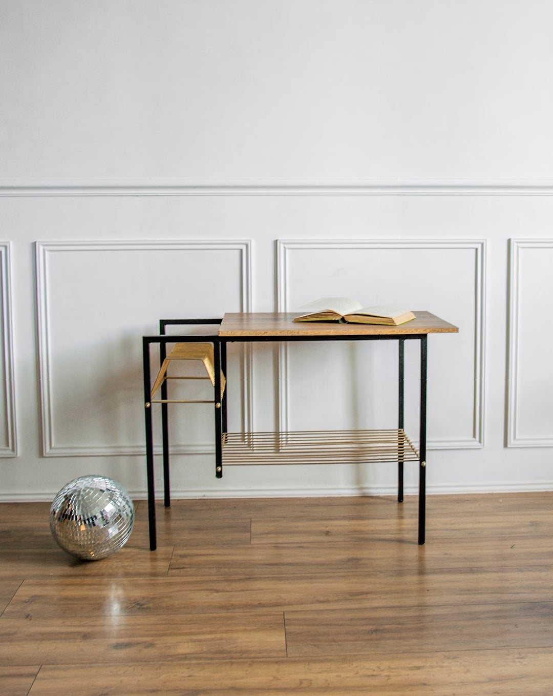 marius-porte-revues-metal-164-1