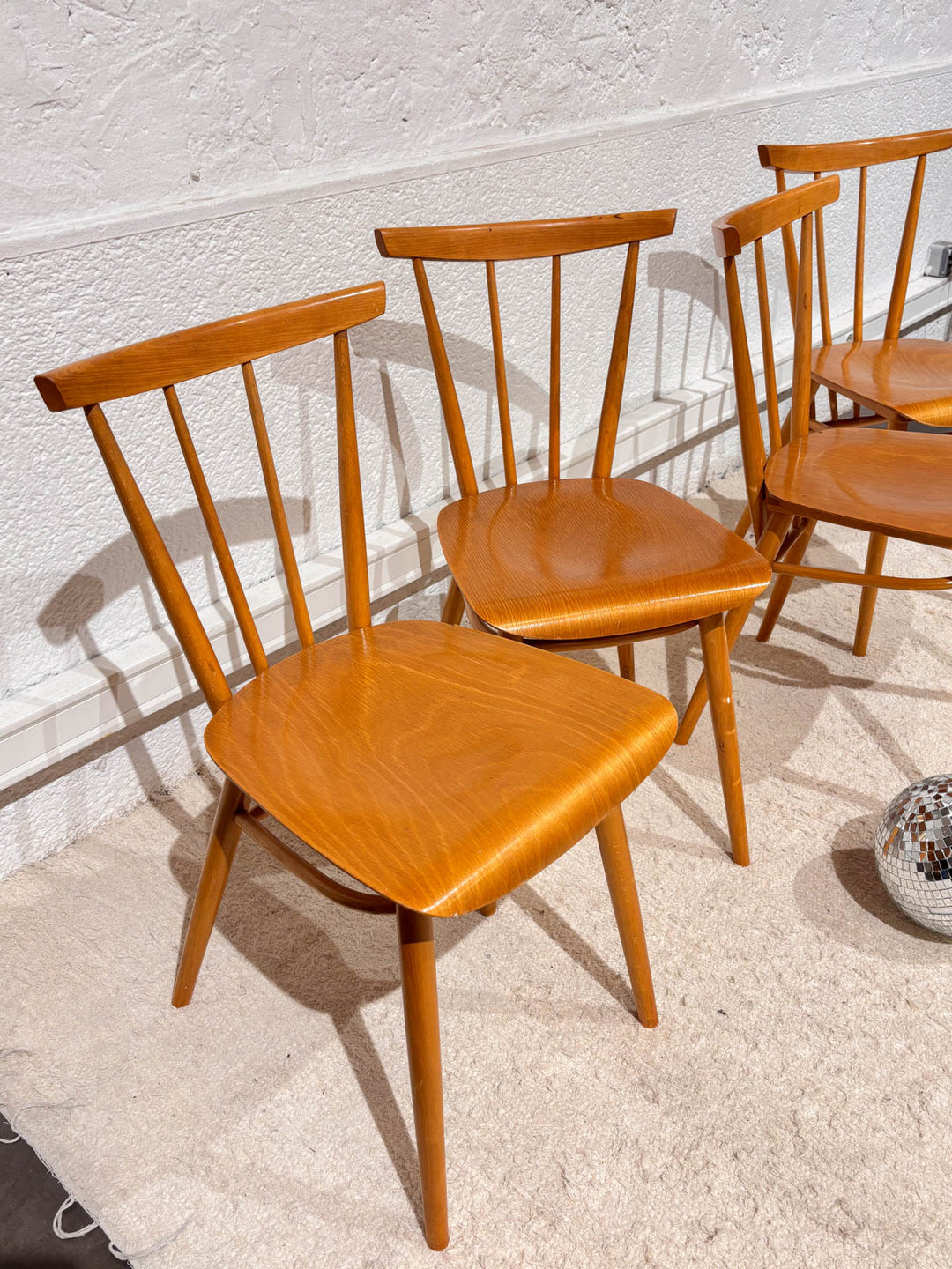 39lotde4chaises-4.jpg