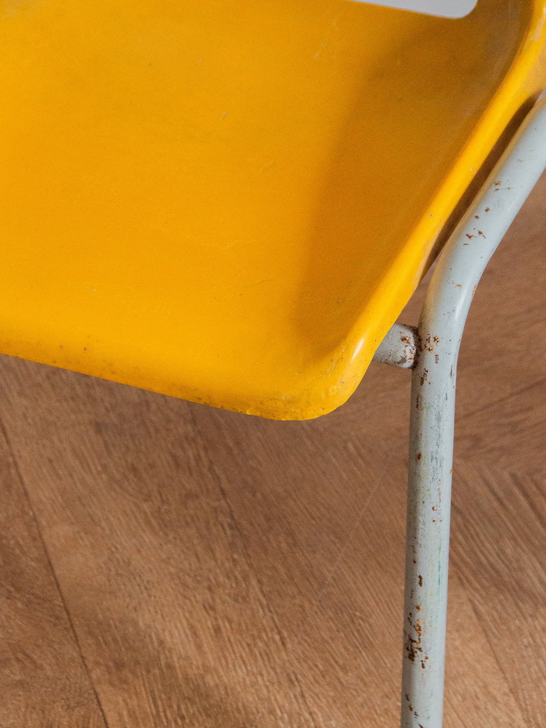 ernestine-chaise-pour-enfant-plastique-238-8