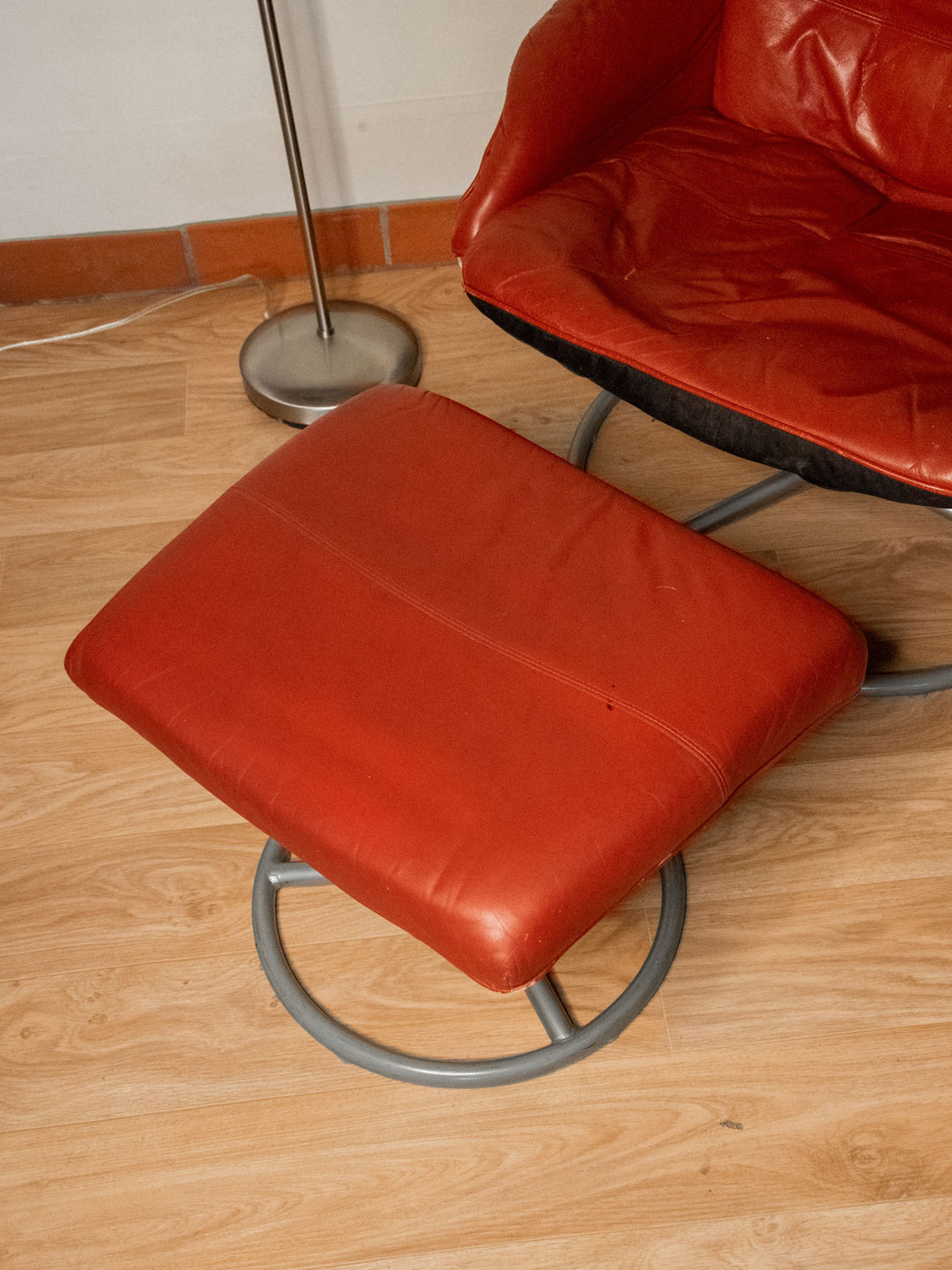 jakob-fauteuil-simili-cuir-rouge-492-11