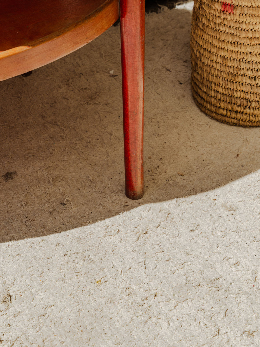 francine-table-appoint-bois-rouge-1078-7