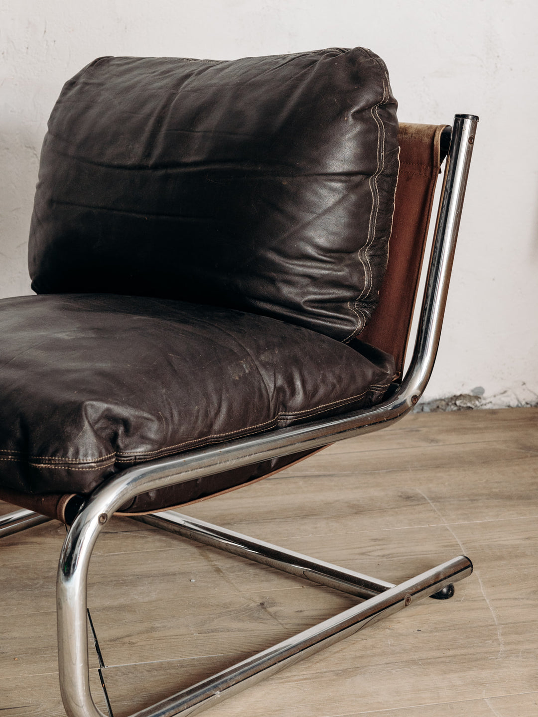 4U3A3631_Debongout-retrochic-04-03-25_007fauteuil_0067.jpg