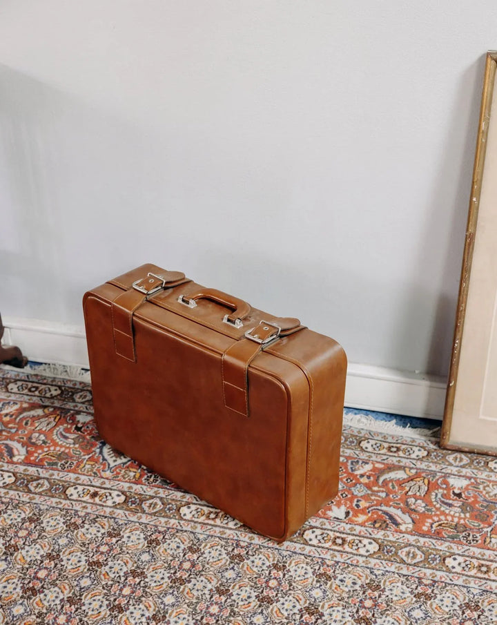 lucienne-malle-camel-217-1