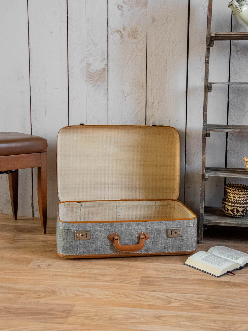 lucienne-malle-plastique-272-2