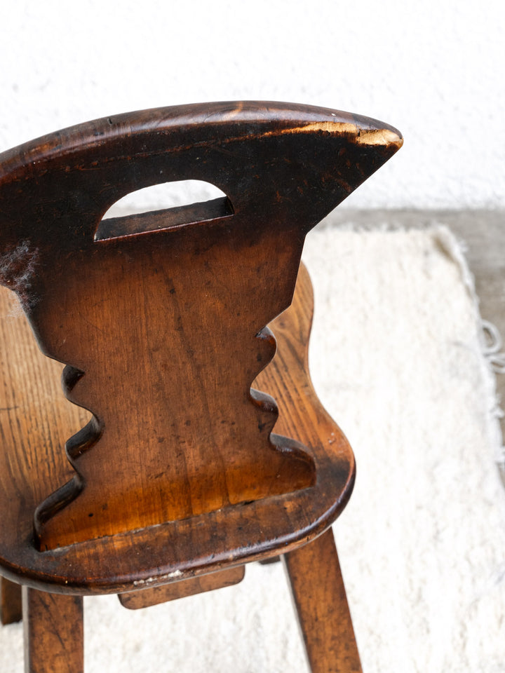 BA-191124-23-CHAISES-BRUTALISTES-9.jpg