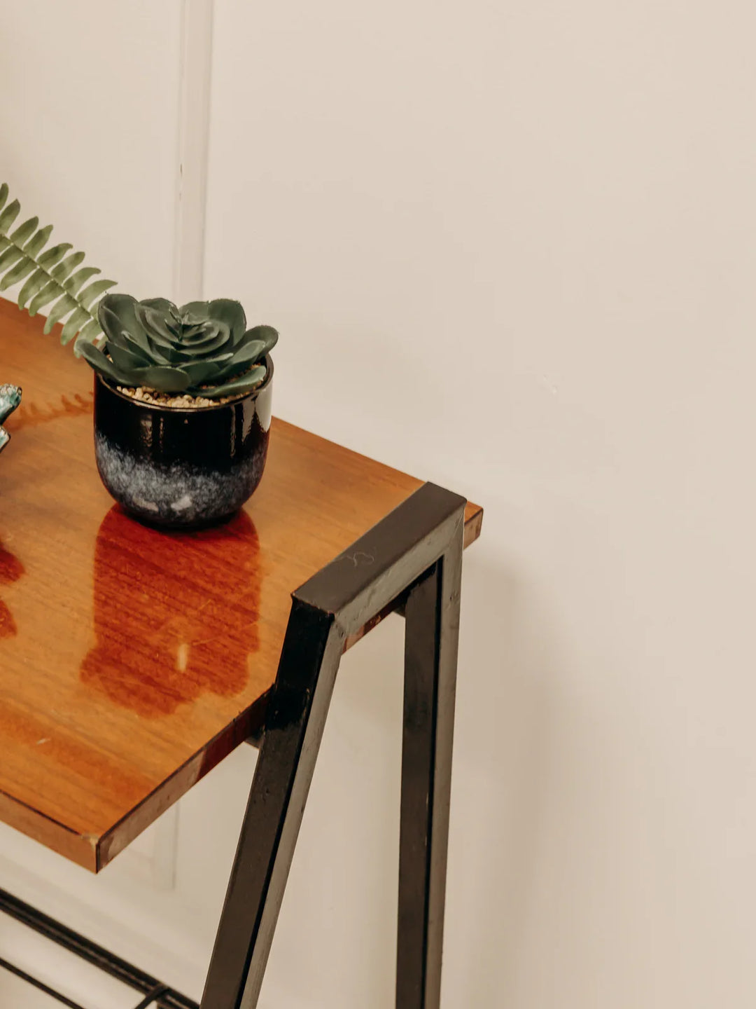 hanna-table-appoint-metal-1217-5