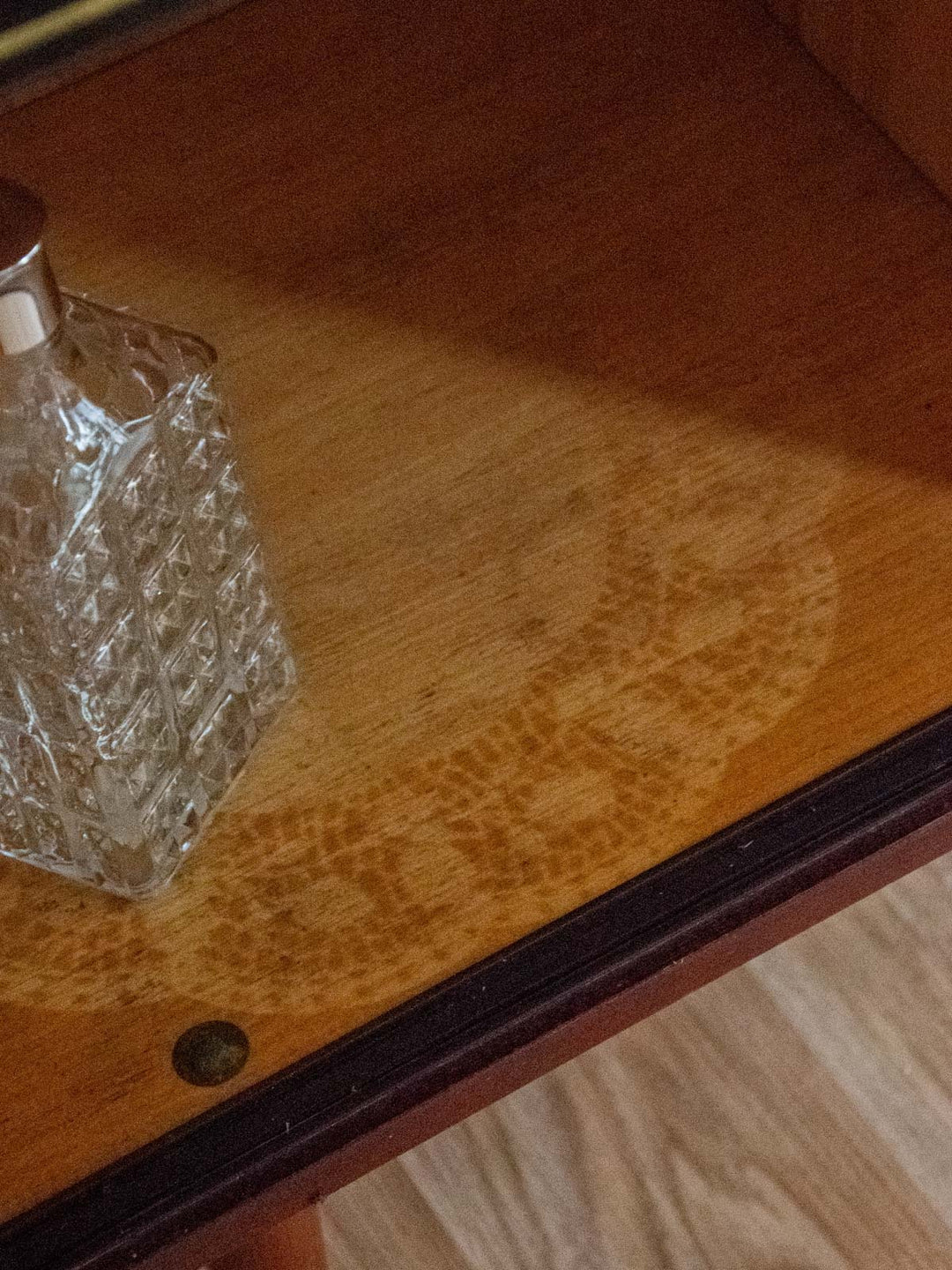 victoria-vitrine--97-11