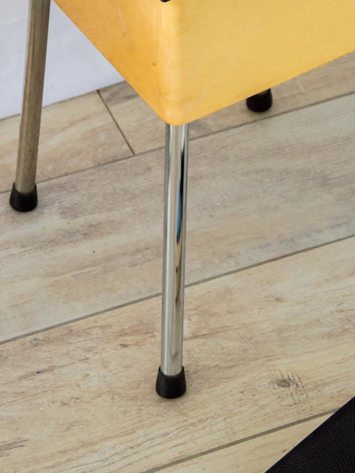 axel-tabouret-plastique-622-8