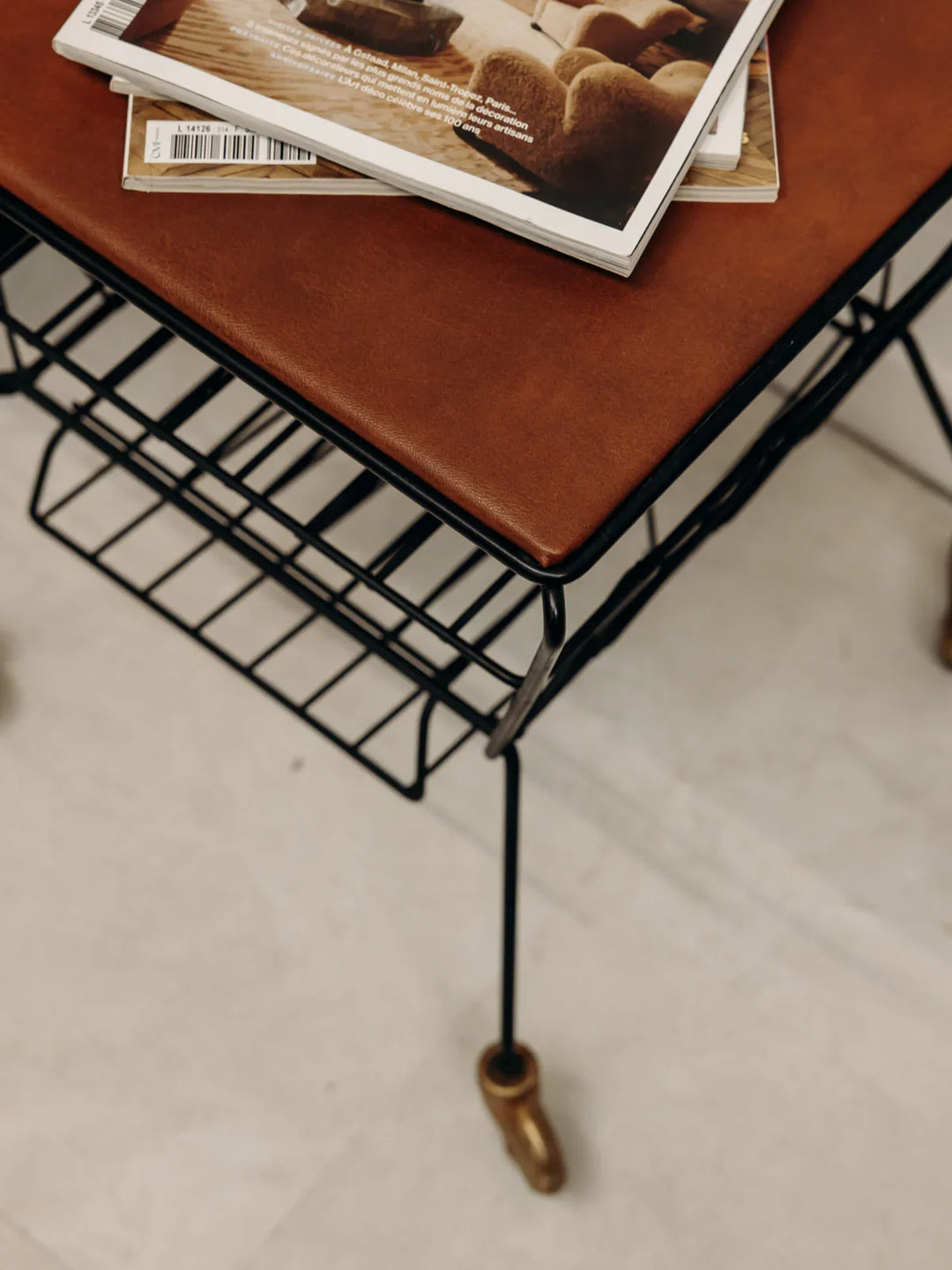 hanna-table-appoint-metal-501-8