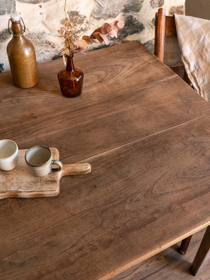 romy-table-à-manger-noyer-1373-7