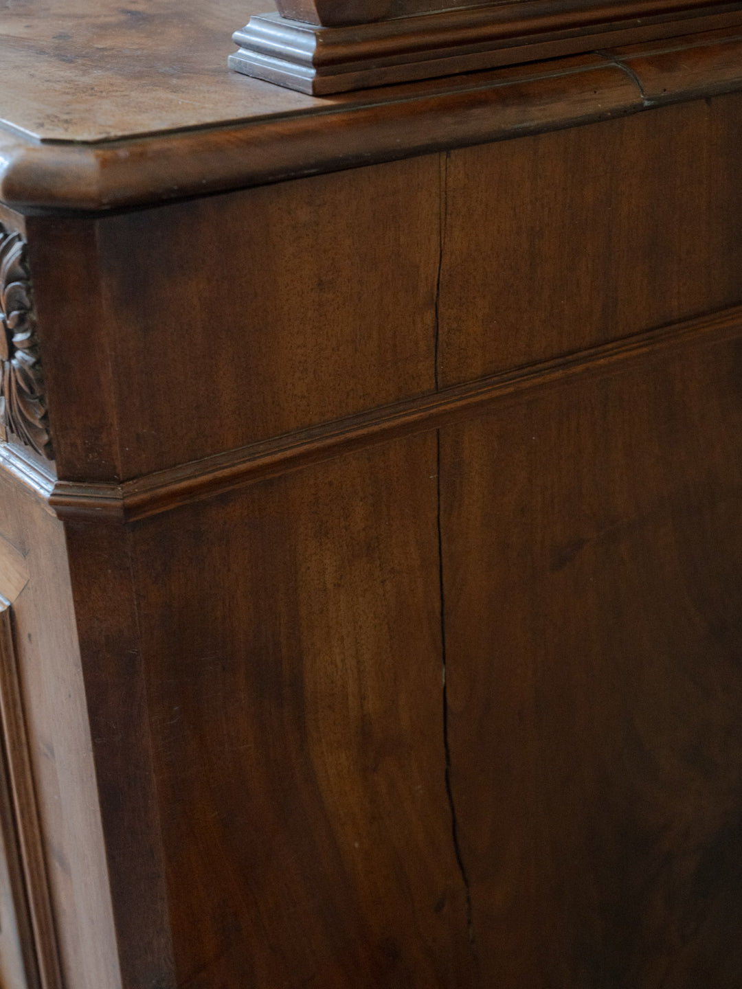 gilbert-buffet-bois-1636-18