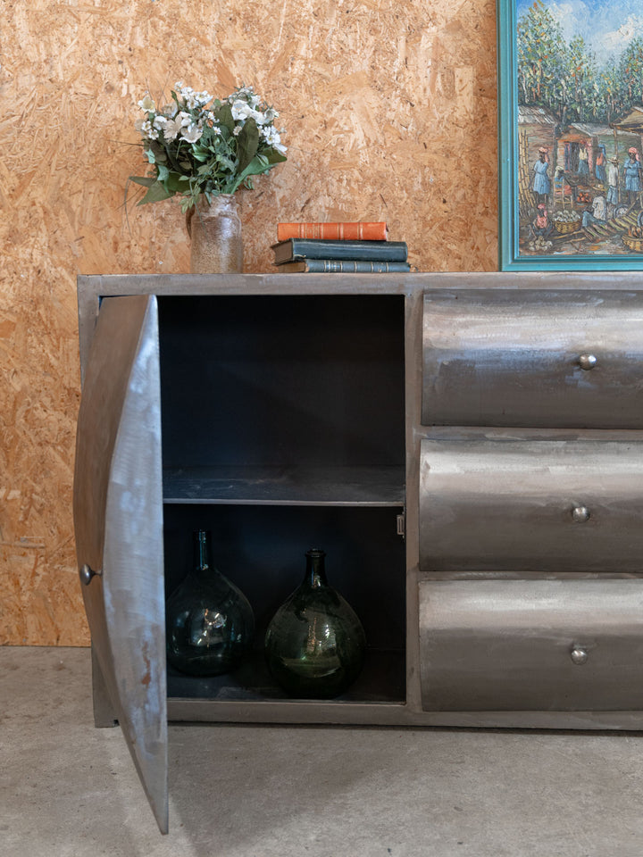gustave-buffet-metal-602-3