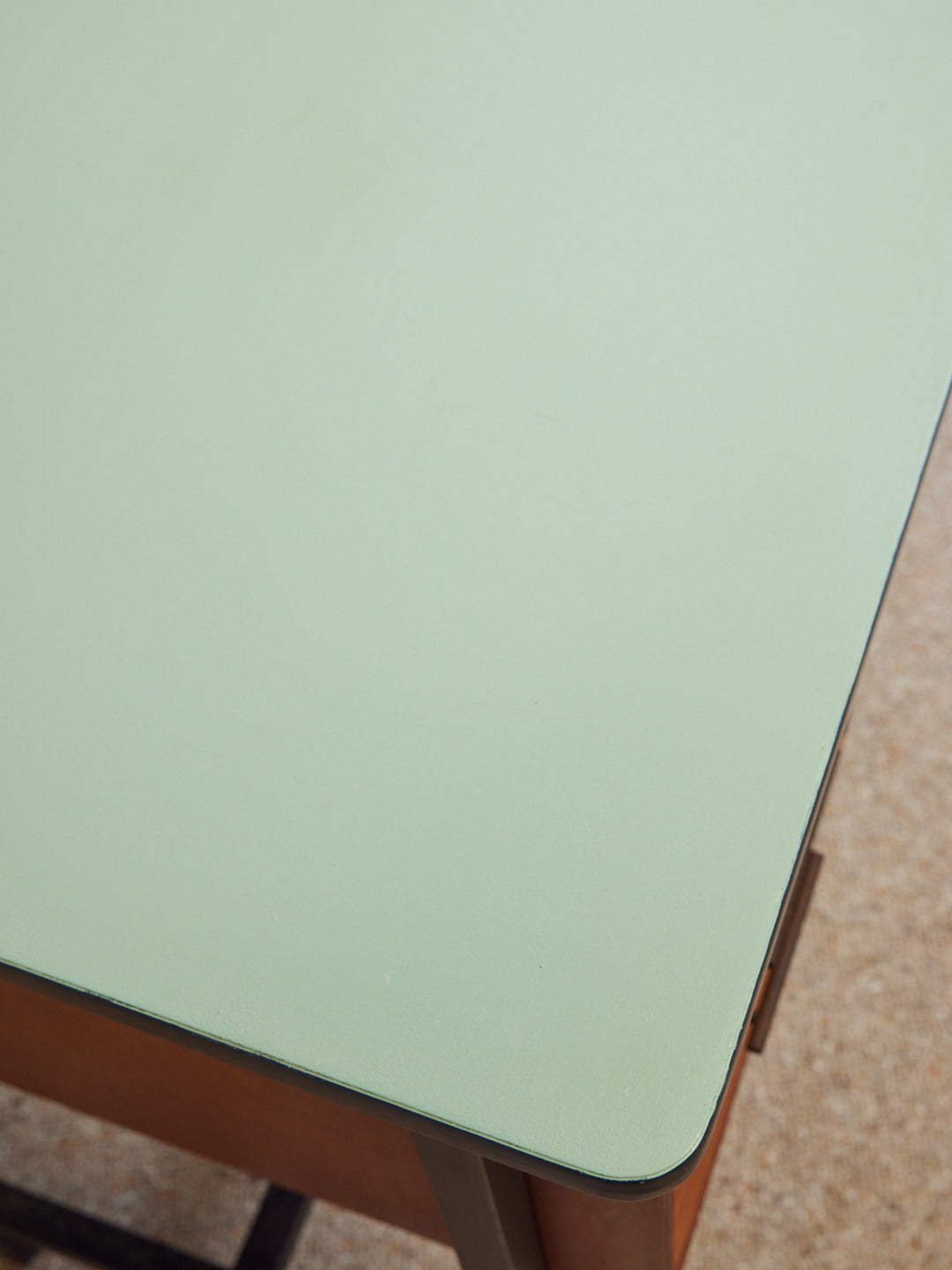yvan-bureau-metal-bois-menthe-noir-vintage-575-4
