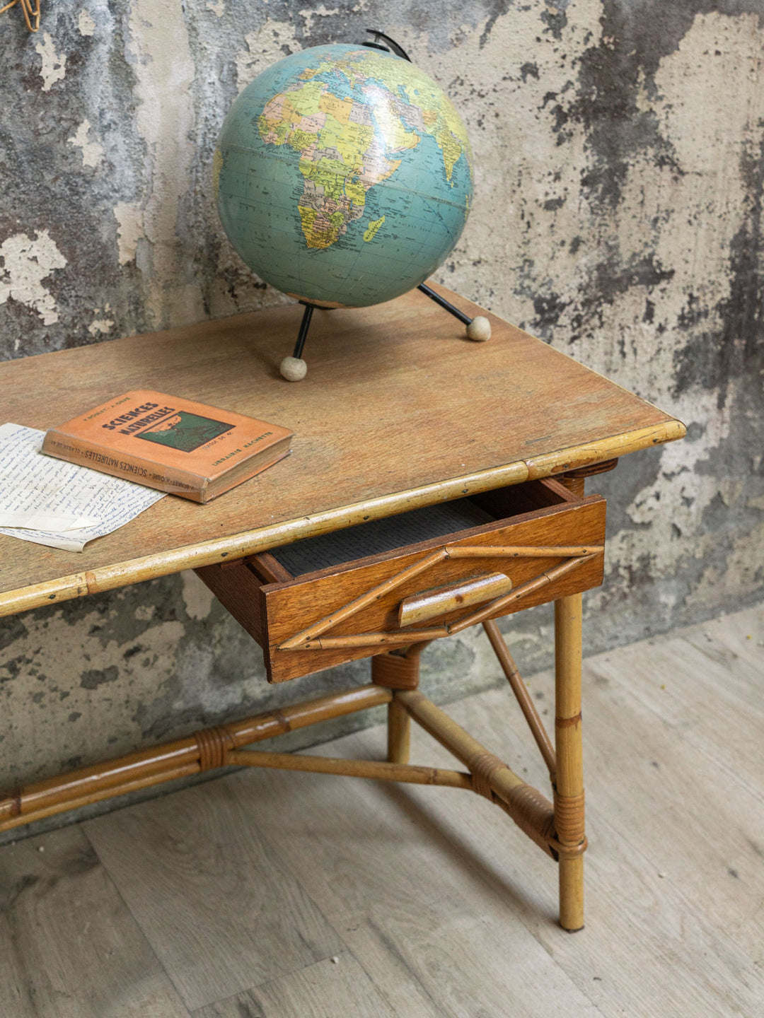 edouard-bureau-rotin-715-3