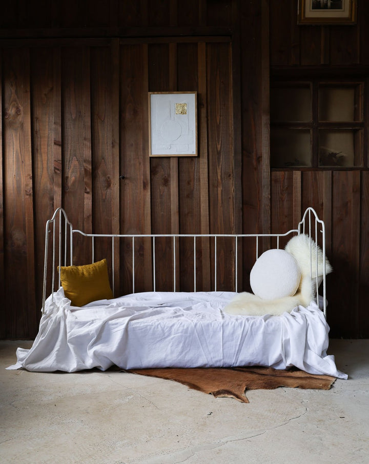 martine-banquette-metal-37-1