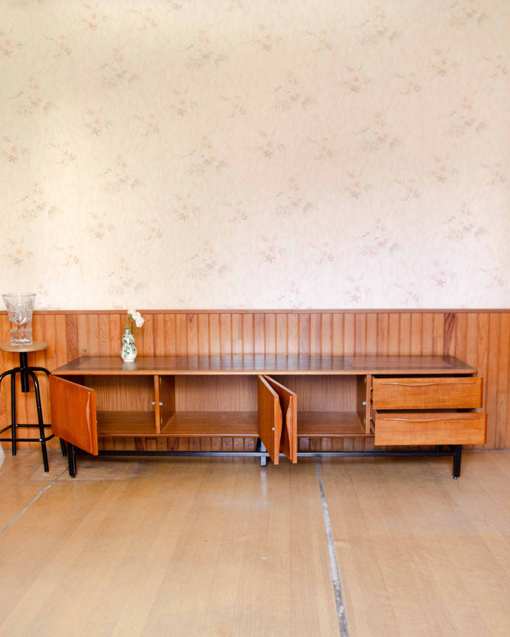 margaret-enfilade-noire-teck-507-6