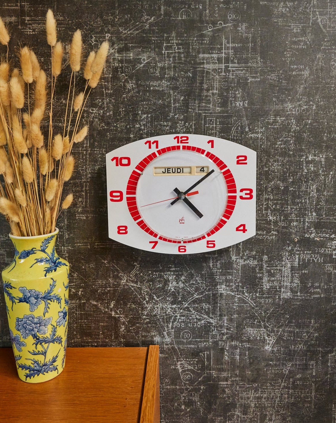 nour-appareil-electrique-vintage-bois-57-1