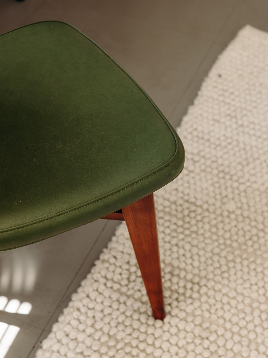 4U3A7801_Debongout-retrochic-24-06-25_022chaise_0233.jpg
