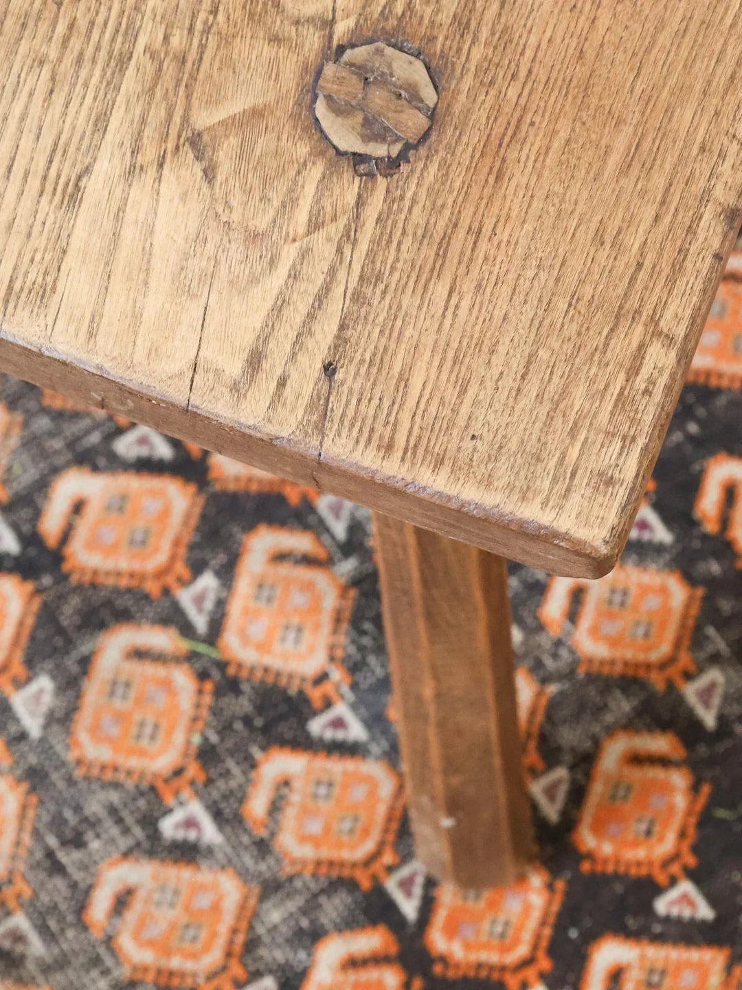 regis-tabouret-bois-929-4