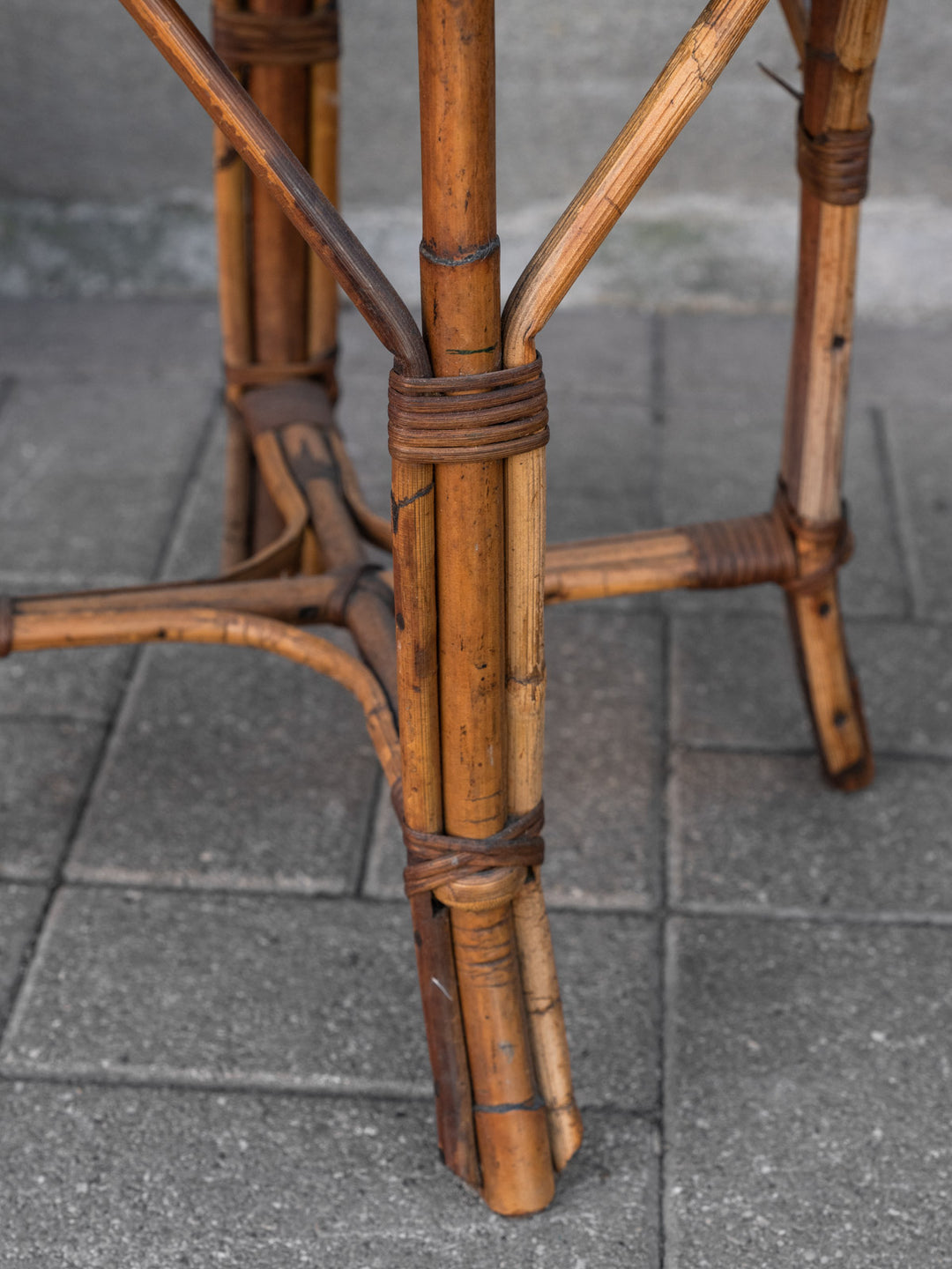 regis-tabouret-rotin-1546-6