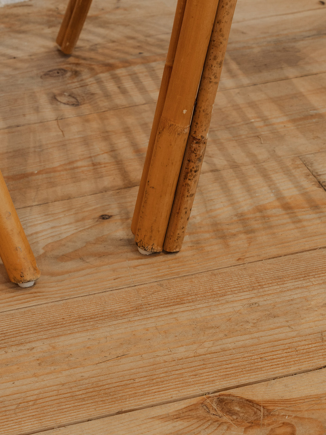 ange-ensemble-table-et-chaises-rotin-21-10