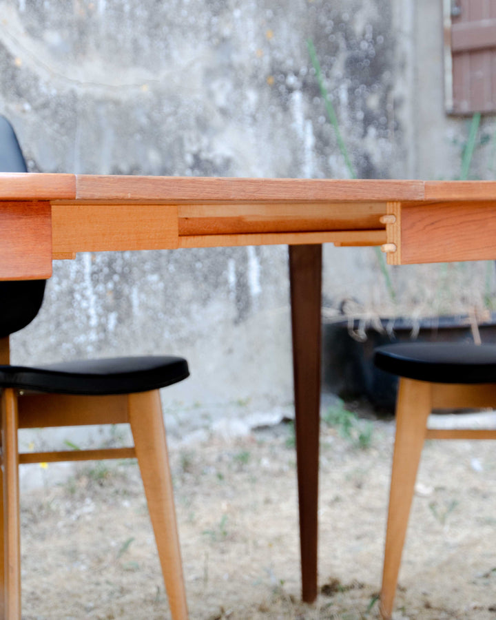 karla-table-a-manger-teck-scandinave-1217-7