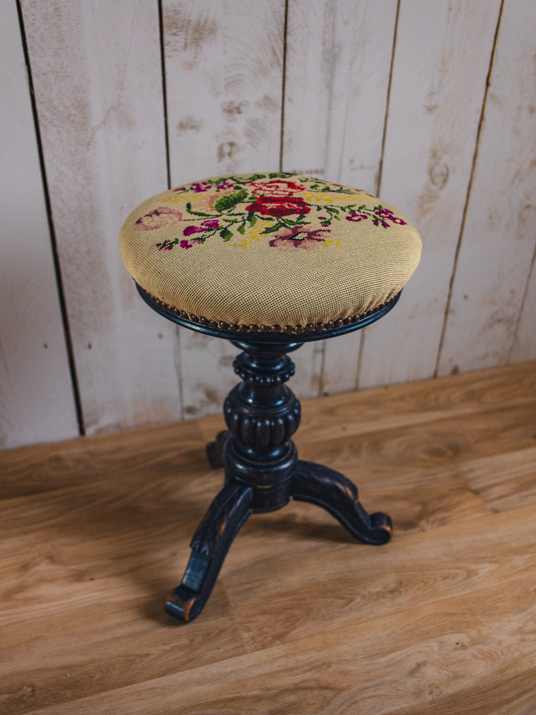 regis-tabouret-bois-792-4