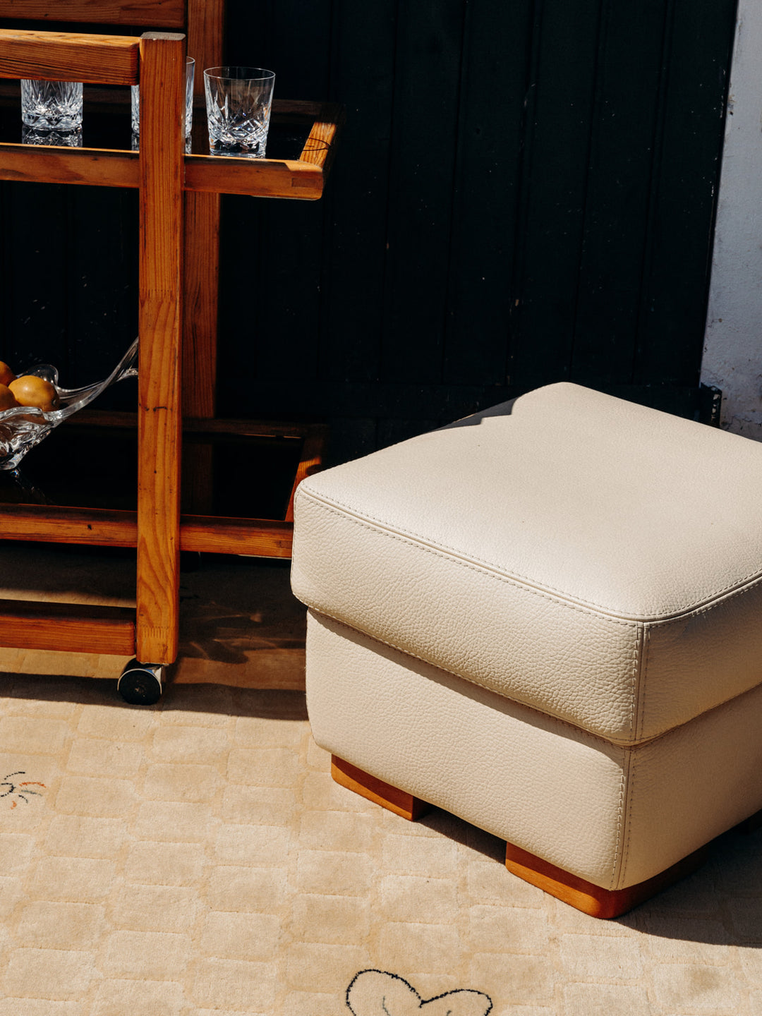 4U3A0397_Debongout-wissous-01-07-25_004poufcuir_0019.jpg