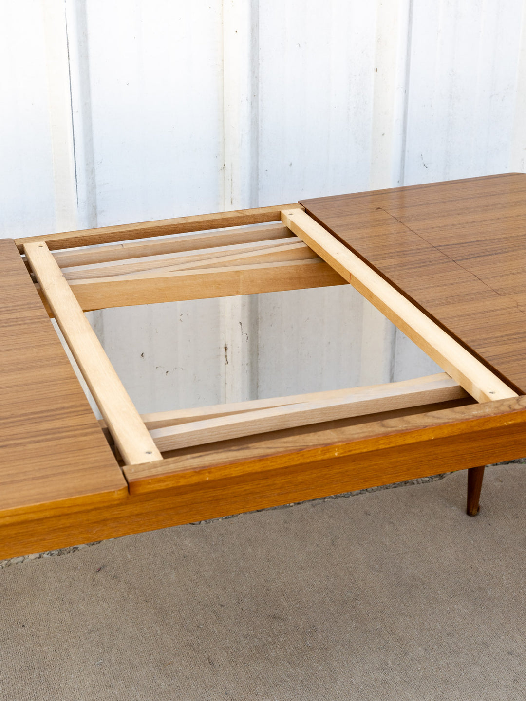 karla-table-a-manger-teck-1218-18