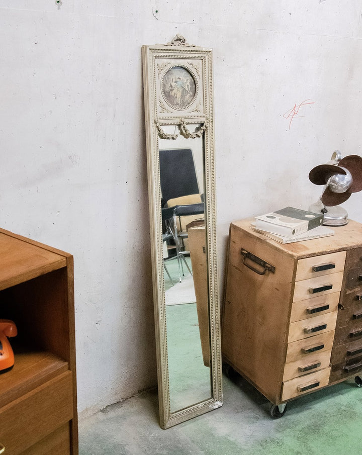 georges-miroir-vert-720-1