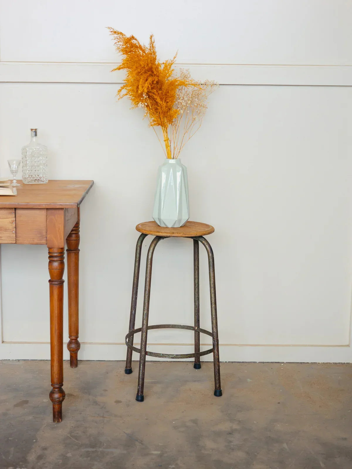 regis-tabouret-bois-839-2