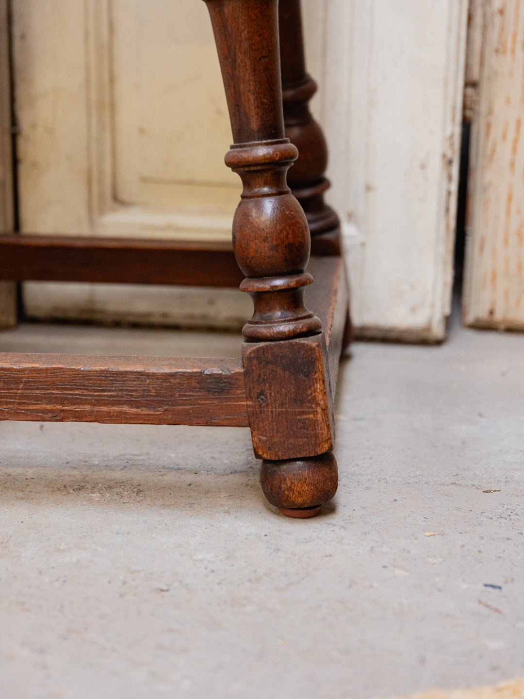regis-tabouret-chêne-862-6
