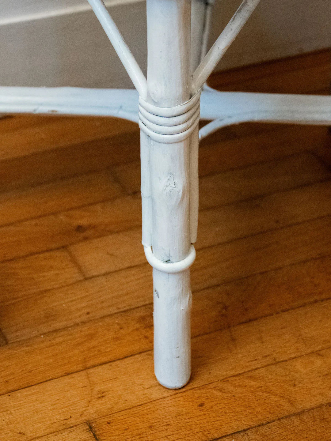 francine-table-appoint-blanche-584-5