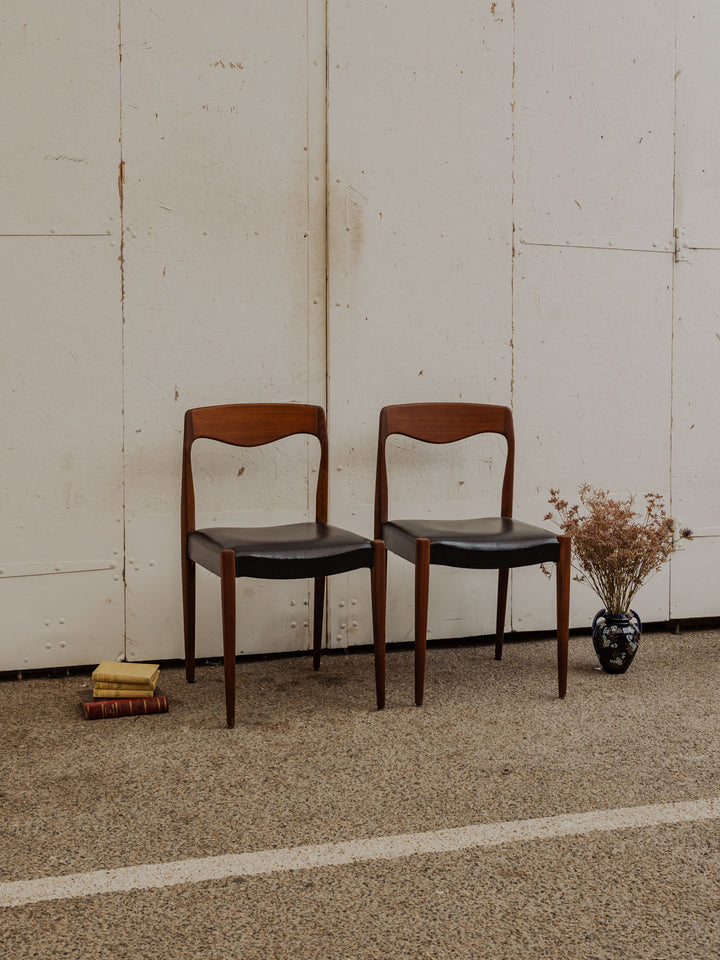 alma-paire-chaises-scandinaves-1603-2