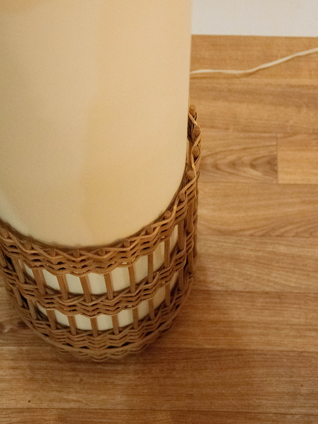 julien-lampadaire-rotin-149-4