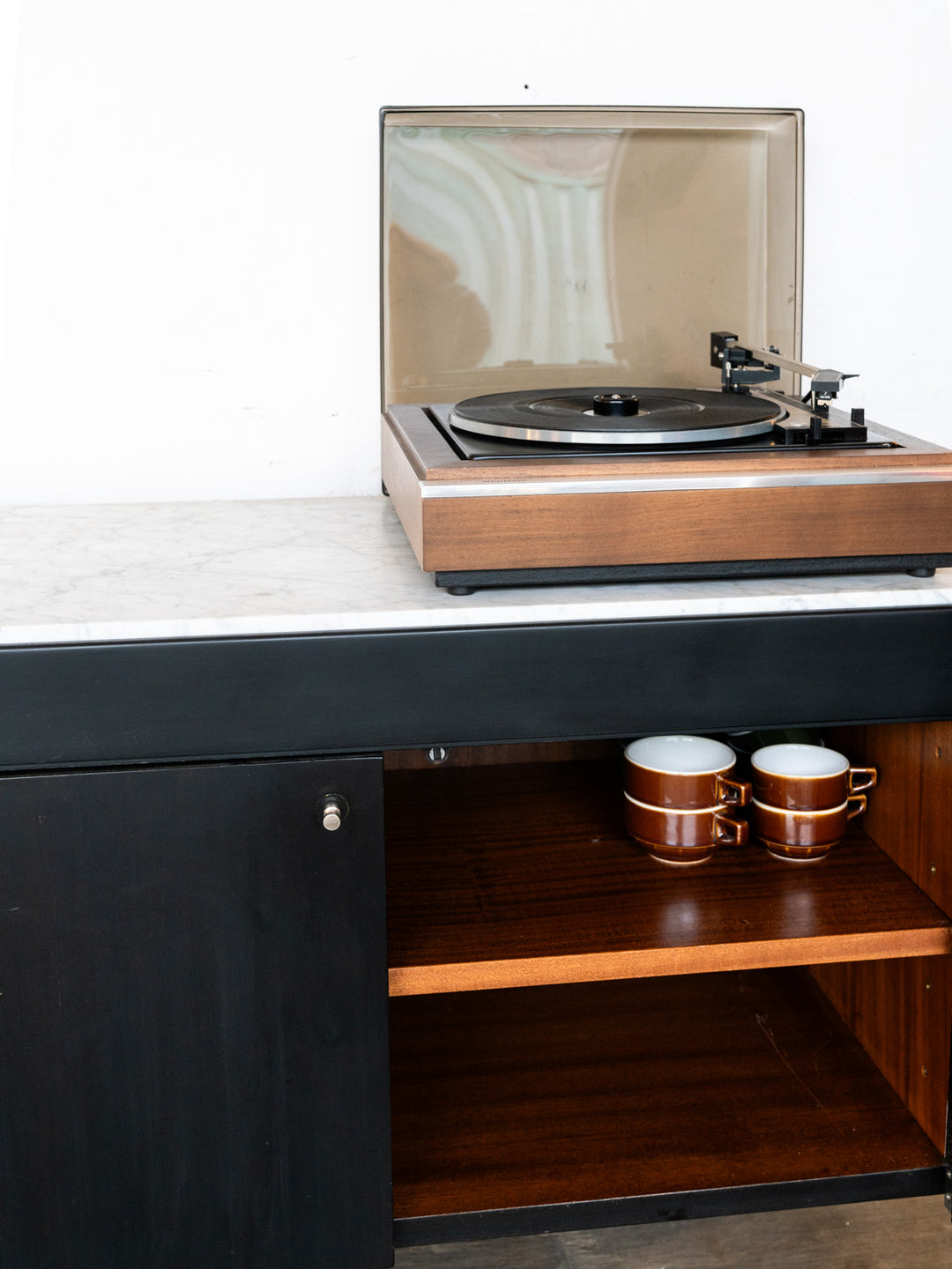 margaret-enfilade-bois-marbre-46-8